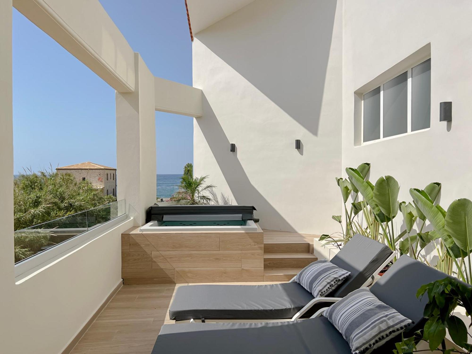 Alexia Beach Hotel Agia Marina エクステリア 写真