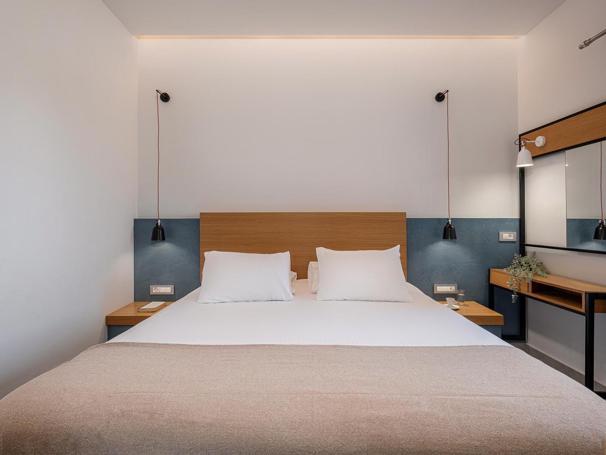 Alexia Beach Hotel Agia Marina エクステリア 写真