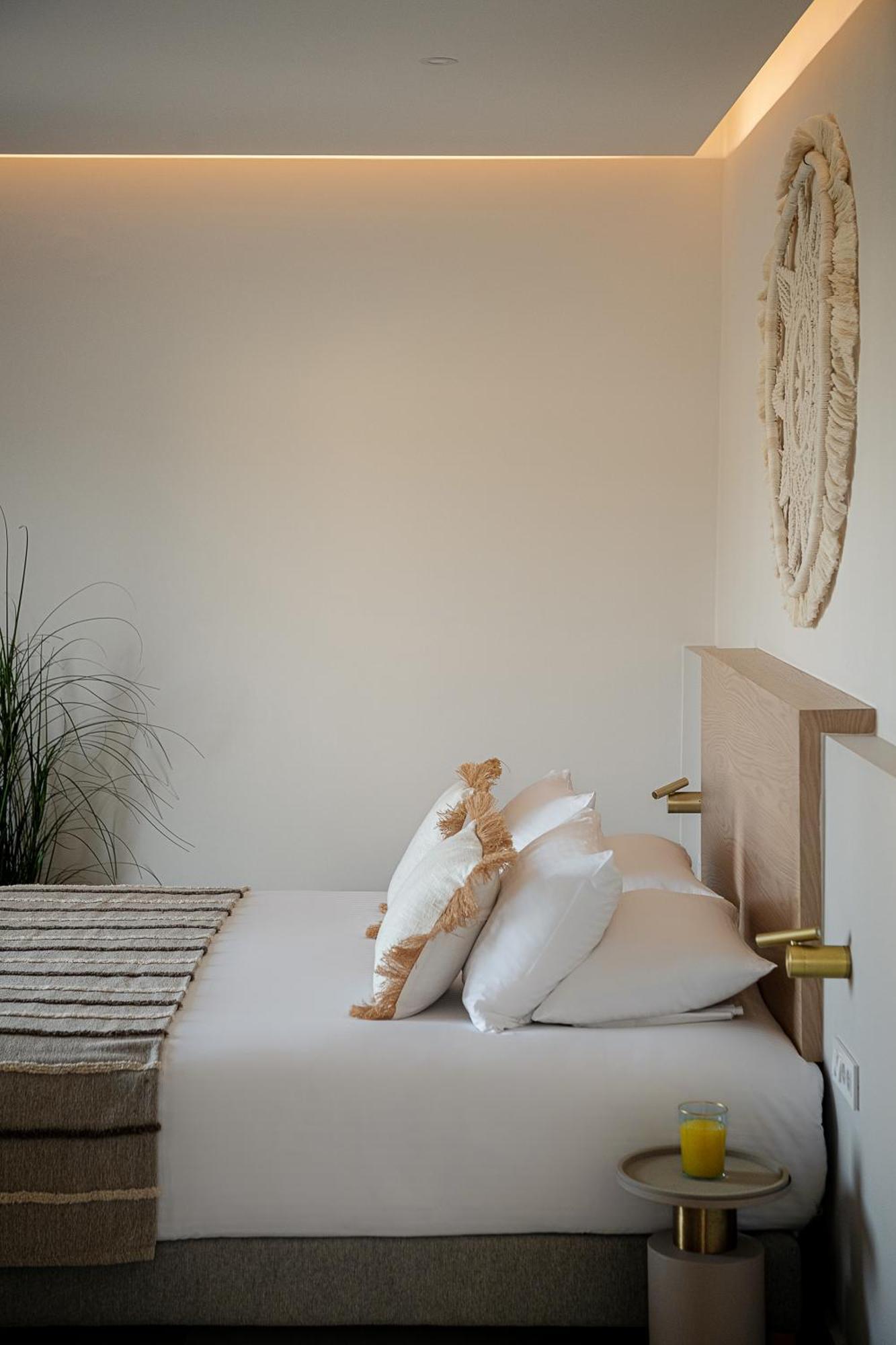 Alexia Beach Hotel Agia Marina エクステリア 写真